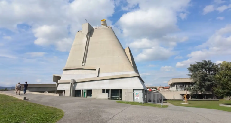 Eglise Saint Pierre